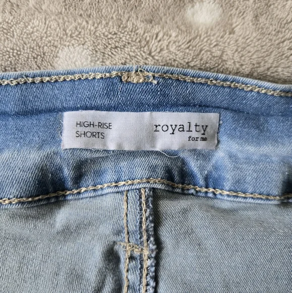 Royalty For Me Plus Size Blue Jean Shorts Cuffed Hem - Size 20 - Picture 9 of 10